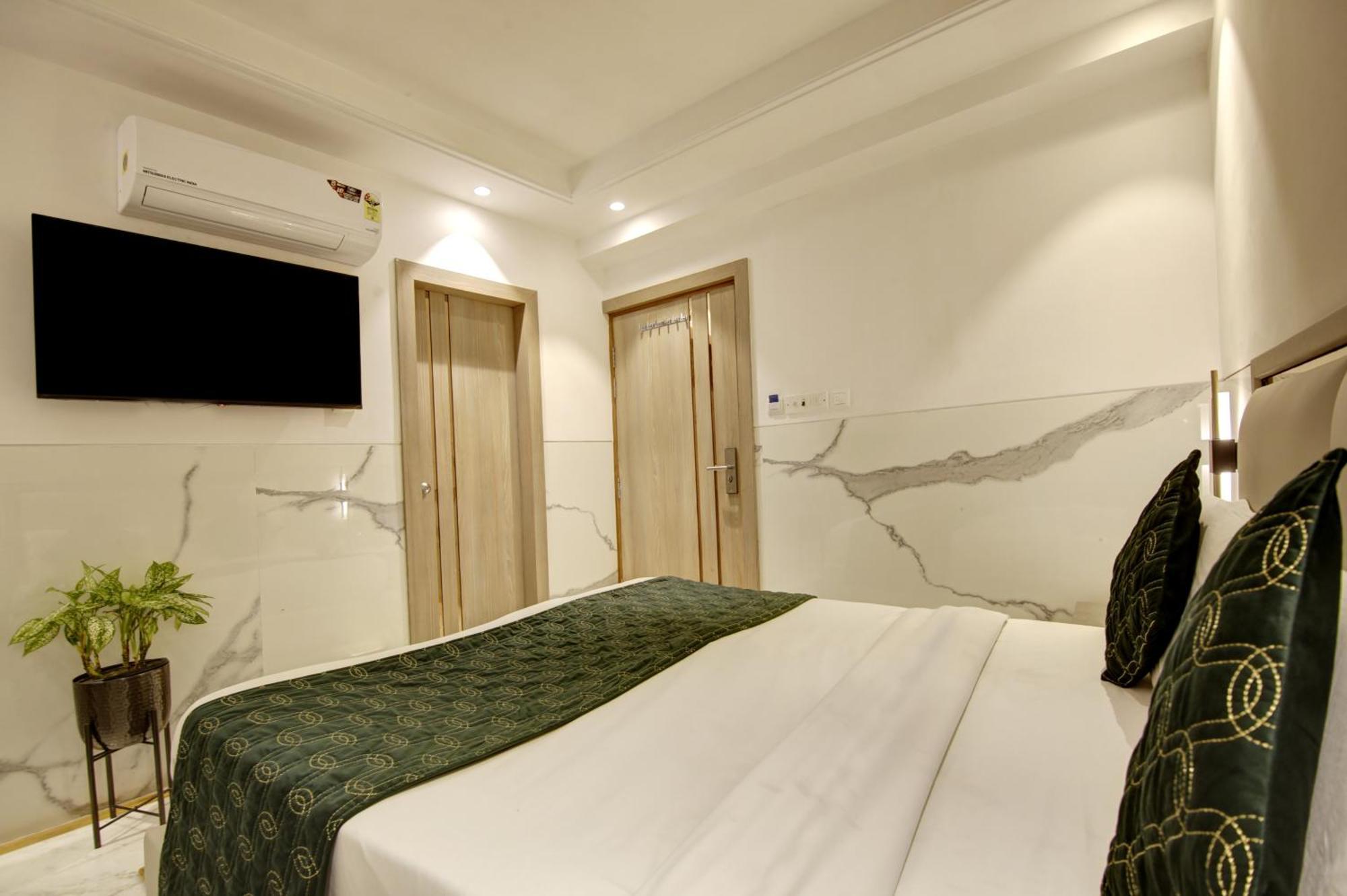 Hotel Delhi 37 By Star Group Near Delhi Airport Neu-Delhi Exterior foto